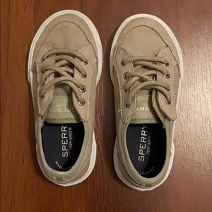 Sperry’s toddler size 9